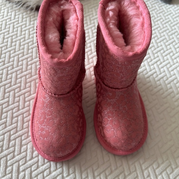 toddler ugg boots size 6 - Picture 5 of 5